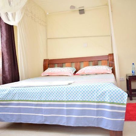 Joy Comfort Homestay Найроби Екстериор снимка