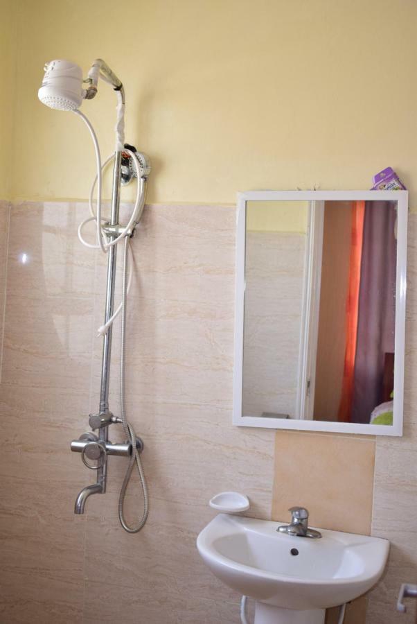 Joy Comfort Homestay Найроби Екстериор снимка